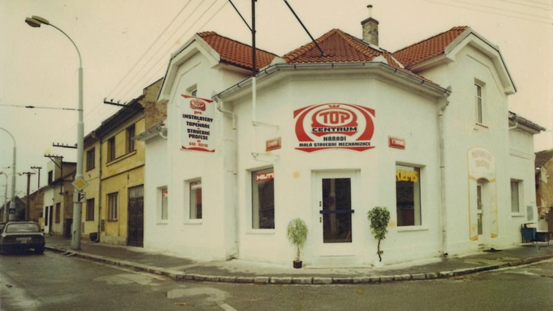 1996 - Založení společnosti
